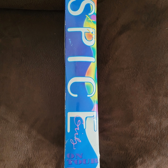 Vintage SPICE GIRLS On Tour Victoria Beckham Posh Spice Doll  Vintage 1998 - Picture 5 of 6